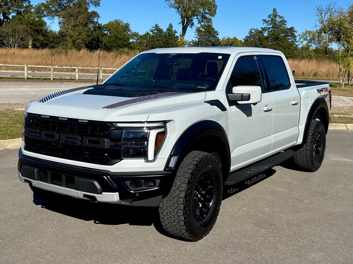 Открыть фотографии: Ford F-150 XIV Рестайлинг