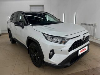 2020 Toyota RAV4 V (XA50), белый, 4198000 рублей, вид 1