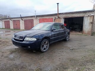 1999 Audi A4 I (B5) Рестайлинг, синий, 140000 рублей, вид 1