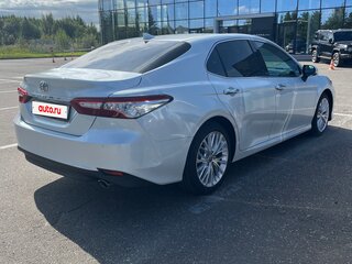2020 Toyota Camry VIII (XV70), белый, 3550000 рублей, вид 5