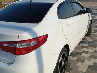 2014 Kia Rio III, белый, 1050000 рублей, вид 4
