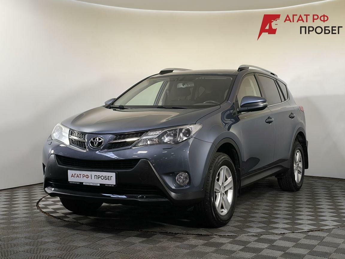 Открыть фотографии: Toyota RAV4 IV (XA40)