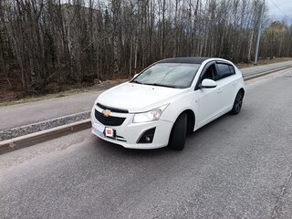 2013 Chevrolet Cruze I Рестайлинг, белый, 800000 рублей, вид 2