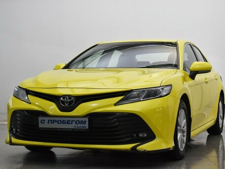 Toyota Camry VIII (XV70)