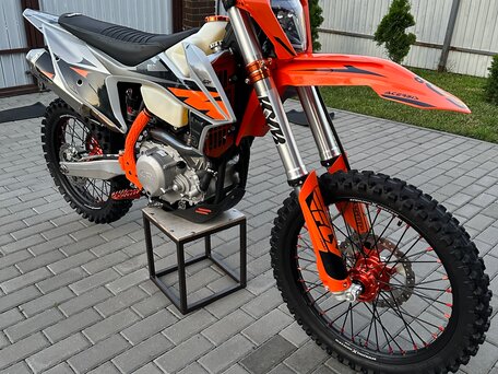 2023 GR GR8, оранжевый, 380000 рублей, вид 1