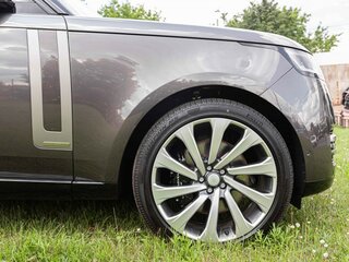 2024 Land Rover Range Rover P530 MHEV V, серый, 25165000 рублей, вид 5