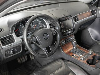 2011 Volkswagen Touareg II, коричневый, 1950000 рублей, вид 5