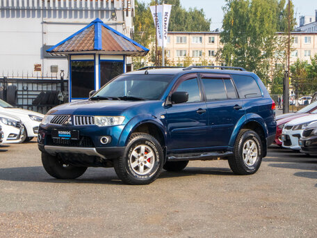 Mitsubishi Pajero Sport II