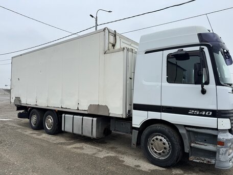 1999 Mercedes-Benz 2435, белый, 2200000 рублей, вид 2