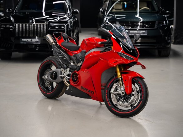 2024 Ducati Panigale V4, красный, 5299000 рублей - вид 1