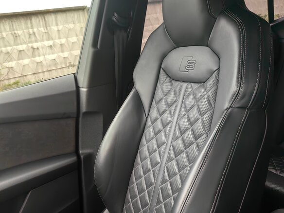 2019 Audi Q8 55 TFSI I (4M), чёрный, 6480000 рублей - вид 13