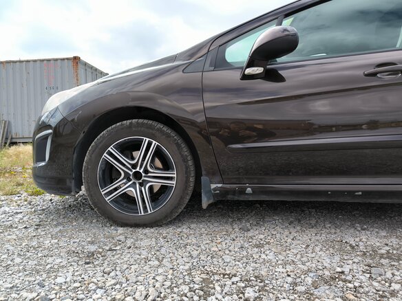 2011 Peugeot 308 I Рестайлинг, коричневый, 580000 рублей - вид 26