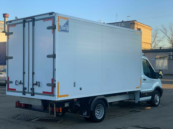 2018 Ford Transit, белый - вид 3