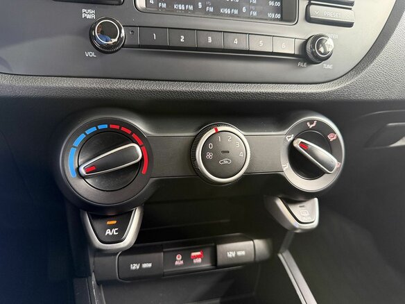 2018 Kia Rio X-Line IV, коричневый - вид 13