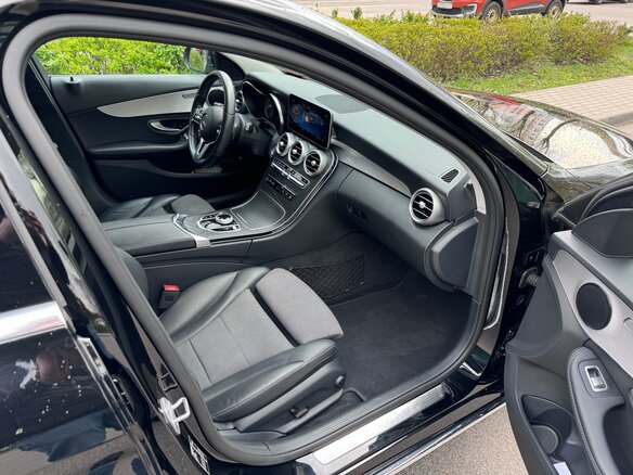 2018 Mercedes-Benz C-Класс 180 d IV (W205) Рестайлинг, чёрный, 2400000 рублей - вид 15