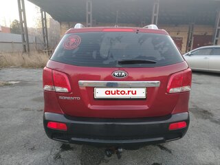 2010 Kia Sorento II, красный, 1150000 рублей, вид 3