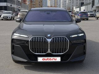 2022 BMW 7 серии 735i VII (G70), серый, 9500000 рублей, вид 1