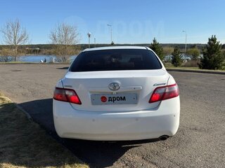 2010 Toyota Camry VI (XV40) Рестайлинг, белый, 1360000 рублей, вид 5