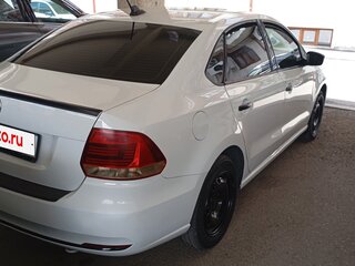 2018 Volkswagen Polo V Рестайлинг, белый, 900000 рублей, вид 5