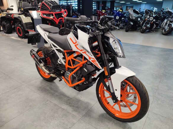 2021 KTM 390 Duke, белый, 517000 рублей - вид 3