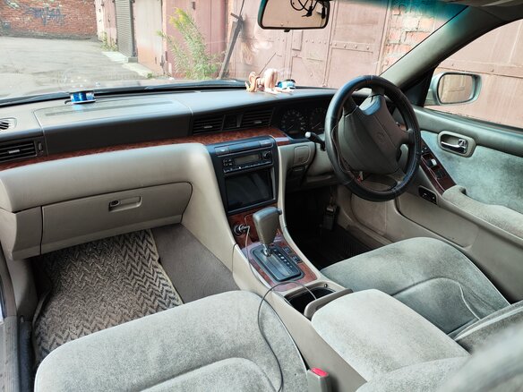 1998 Nissan Laurel VIII (C35), белый, 450000 рублей - вид 12