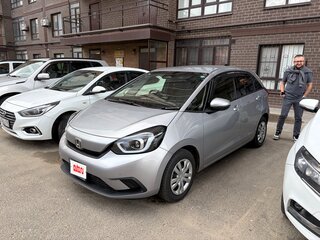 2020 Honda Fit IV, серебристый, 1500000 рублей, вид 1