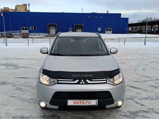2013 Mitsubishi Outlander III, серебристый, 1649000 рублей, вид 2