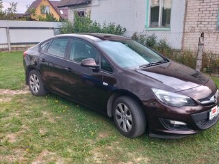 2014 Opel Astra J Рестайлинг, коричневый, 900000 рублей, вид 4