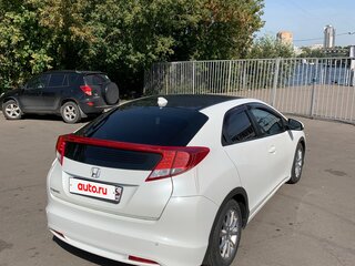 2013 Honda Civic IX, белый, 1350000 рублей, вид 5