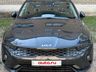 2021 Kia K5 III, серый, 2500000 рублей, вид 3