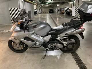 2007 Honda VFR 800, серебристый, 500000 рублей, вид 4