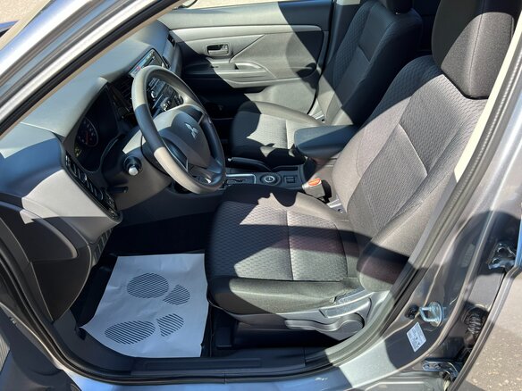 2013 Mitsubishi Outlander III, серый, 1700000 рублей - вид 21