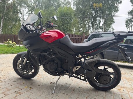 2013 Triumph Tiger 1050, красный, 500000 рублей, вид 4