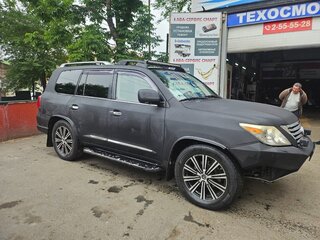 2008 Lexus LX 570 III, чёрный, 4000000 рублей, вид 2