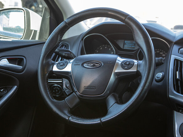 2013 Ford Focus III, серый, 780000 рублей - вид 15
