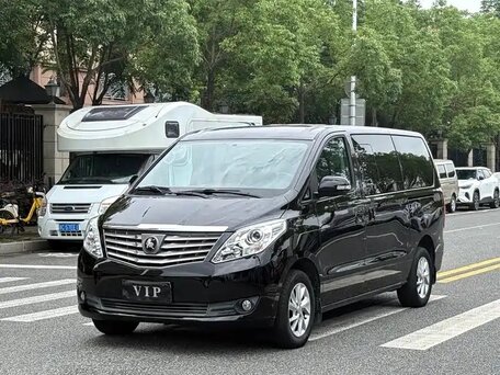 Forthing Lingzhi M5