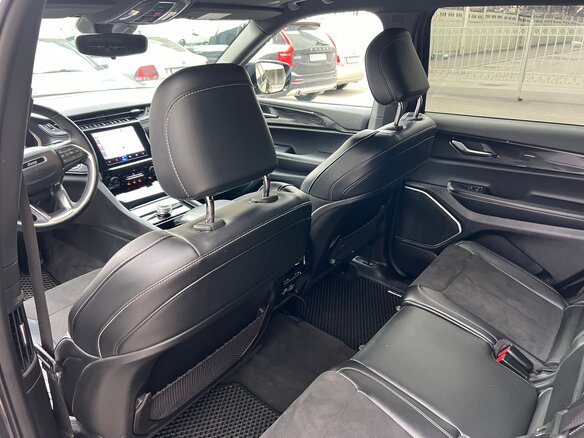 2022 Jeep Grand Cherokee V (WL), чёрный, 5340000 рублей - вид 8
