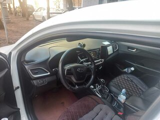 2018 Hyundai Solaris II, белый, 980000 рублей, вид 5