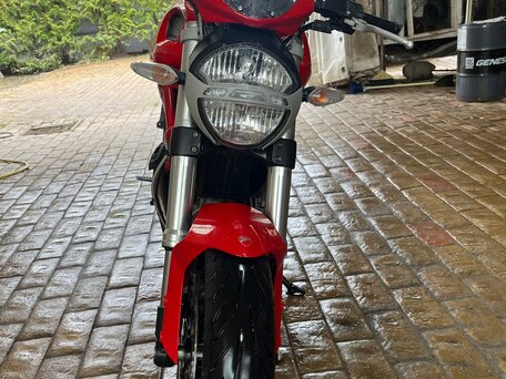 2013 Ducati Monster 796, красный, 620000 рублей, вид 2