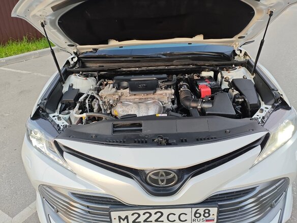 2019 Toyota Camry VIII (XV70), белый, 2250000 рублей - вид 8