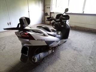 2005 Suzuki Burgman (SkyWave) 400, серебристый, 210000 рублей, вид 4