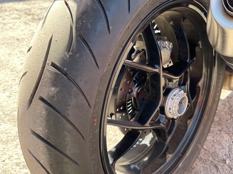 2014 KTM 1290 Super Duke R, чёрный, 999999 рублей, вид 5