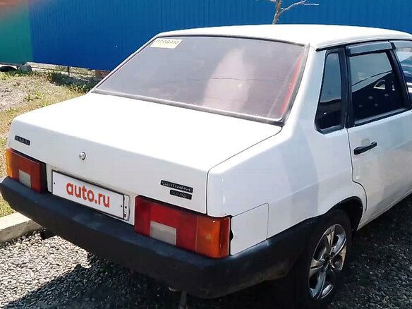 1996 Lada (ВАЗ) 21099, белый, 250000 рублей