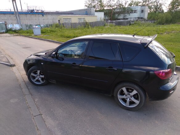2005 Mazda 3 I (BK), чёрный - вид 4