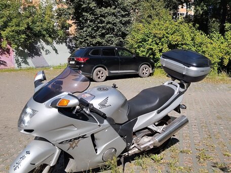 2001 Honda CBR 1100 XX, серебристый, 550000 рублей, вид 1