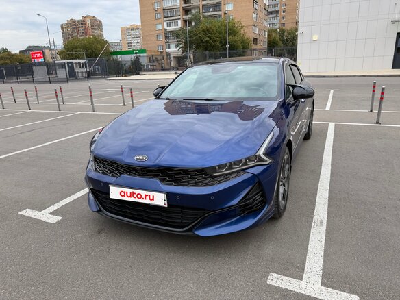 2020 Kia K5 III, синий, 2630000 рублей