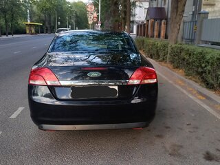 2009 Ford Focus II Рестайлинг, чёрный, 1350000 рублей, вид 5