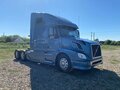 2003 Volvo VNL, синий, 3500000 рублей