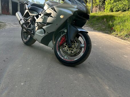 2006 Kawasaki ZZR 600, серебристый, 415000 рублей, вид 2