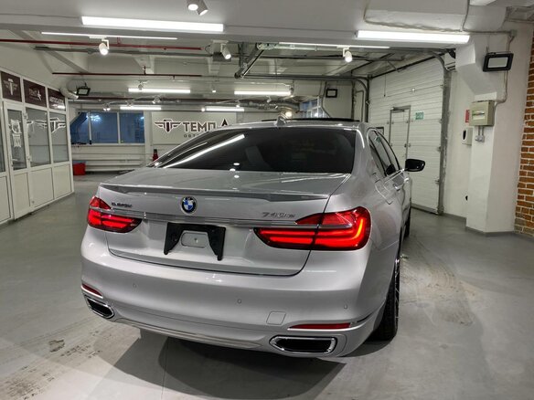 2017 BMW 7 серии 740e VI (G11/G12), серебристый - вид 13